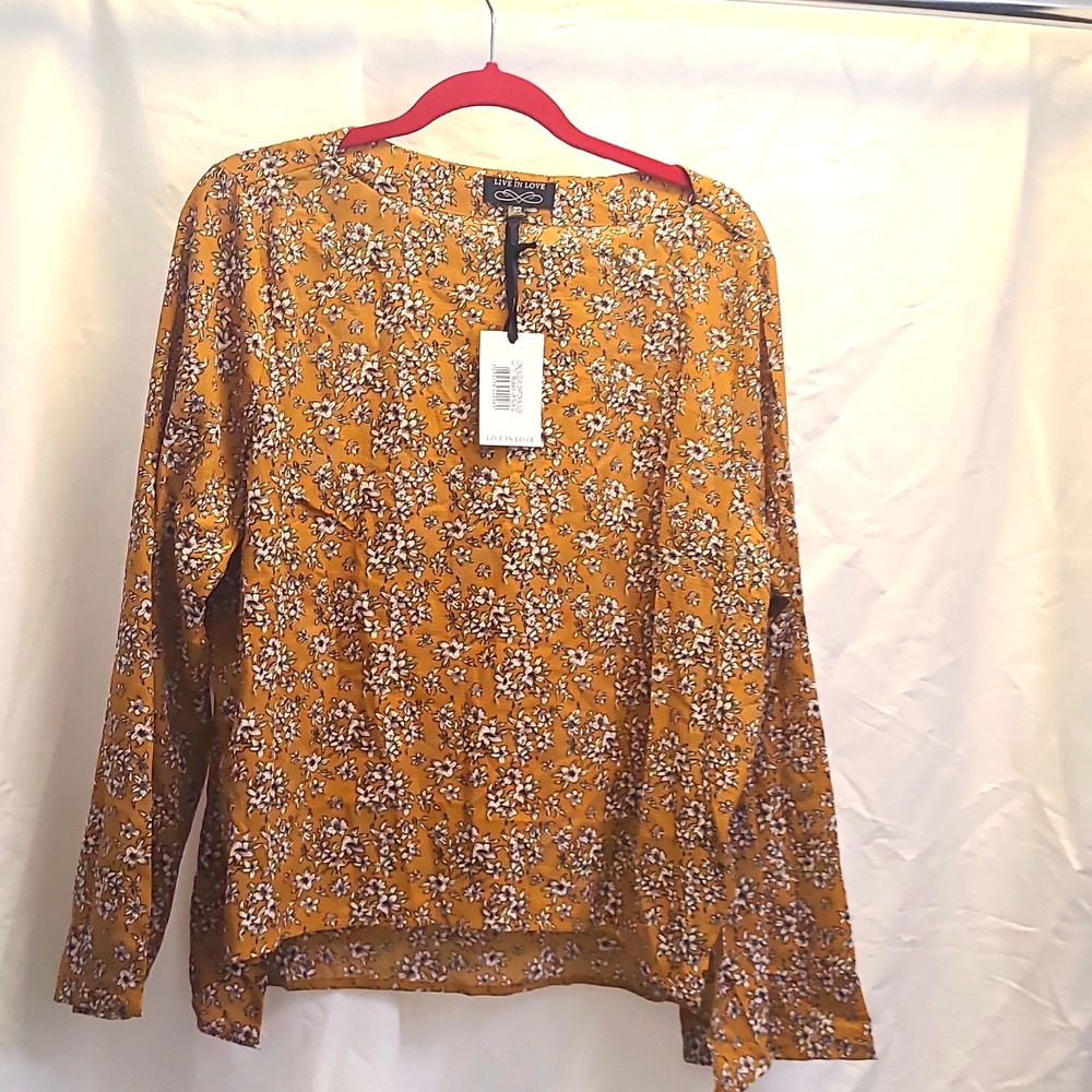 Size 22 never worn blouse by Live in Love